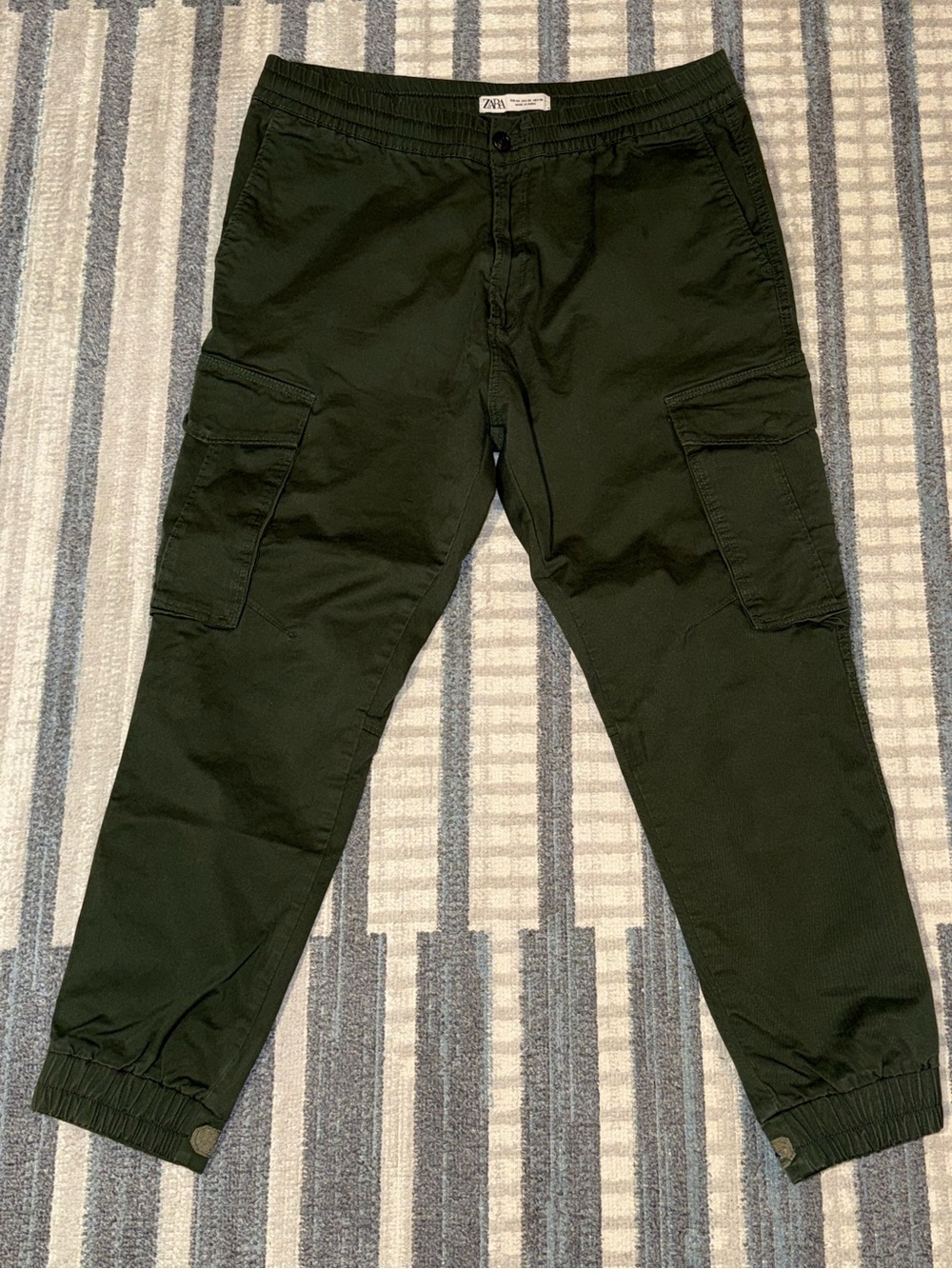 Zara Men’s Olive Cargo Joggers Size 36 Pants Elastic Ankle Pockets